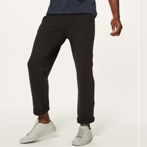Lululemon Mens Small Black Discipline Pants 32" Athleisure Gym Athletic Straight